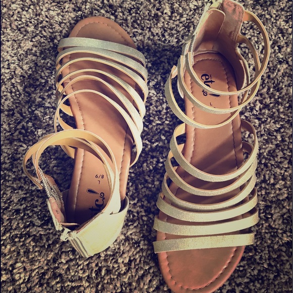 Sandals🔆🔆 - Picture 2 of 2